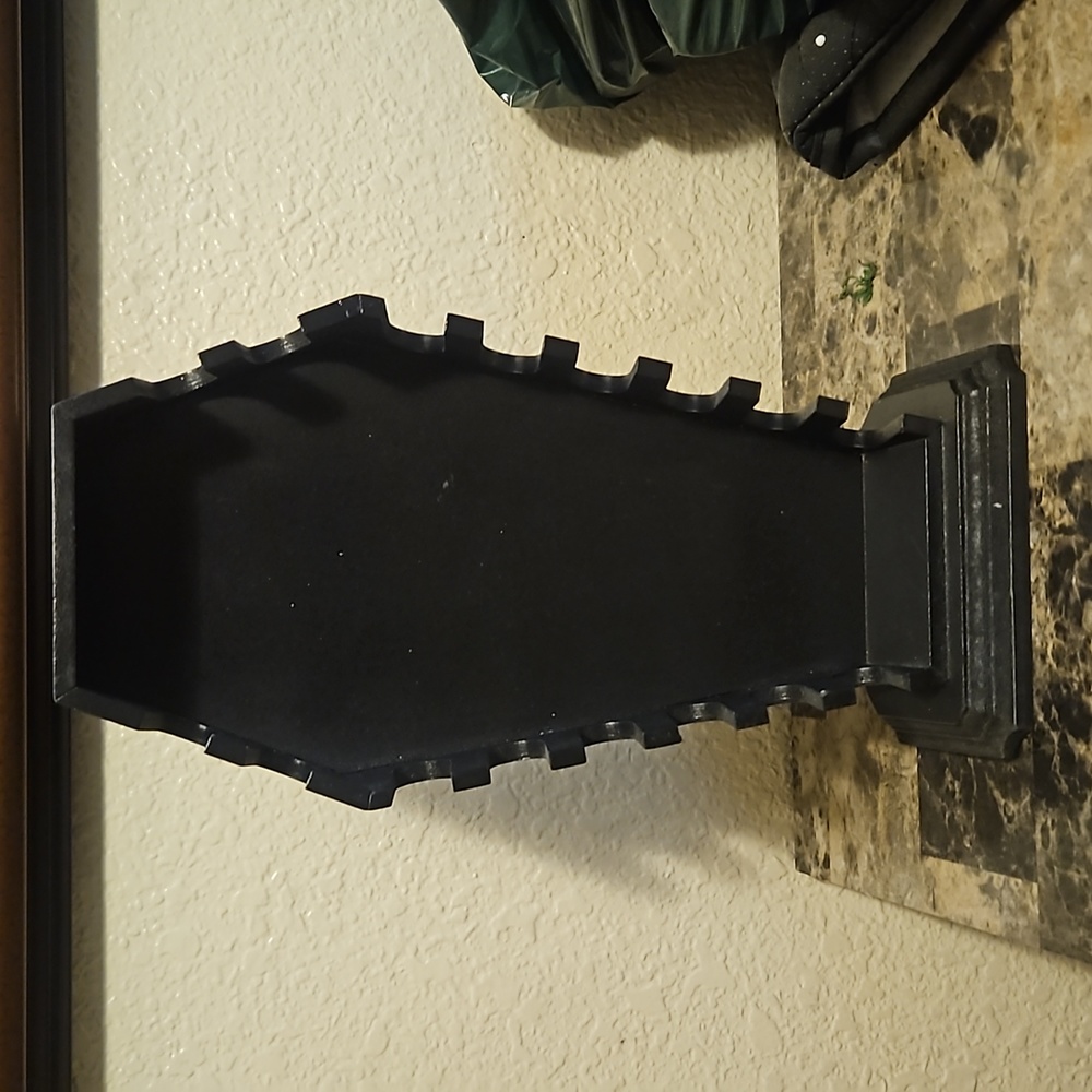 Coffin eyeshadow pallet holder